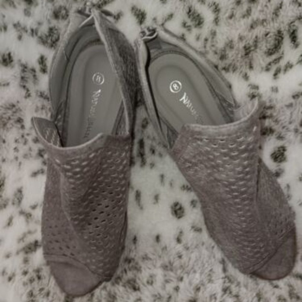 Women’s Nature Breeze Booties, Gray Mesh Faux Suede, Size 8